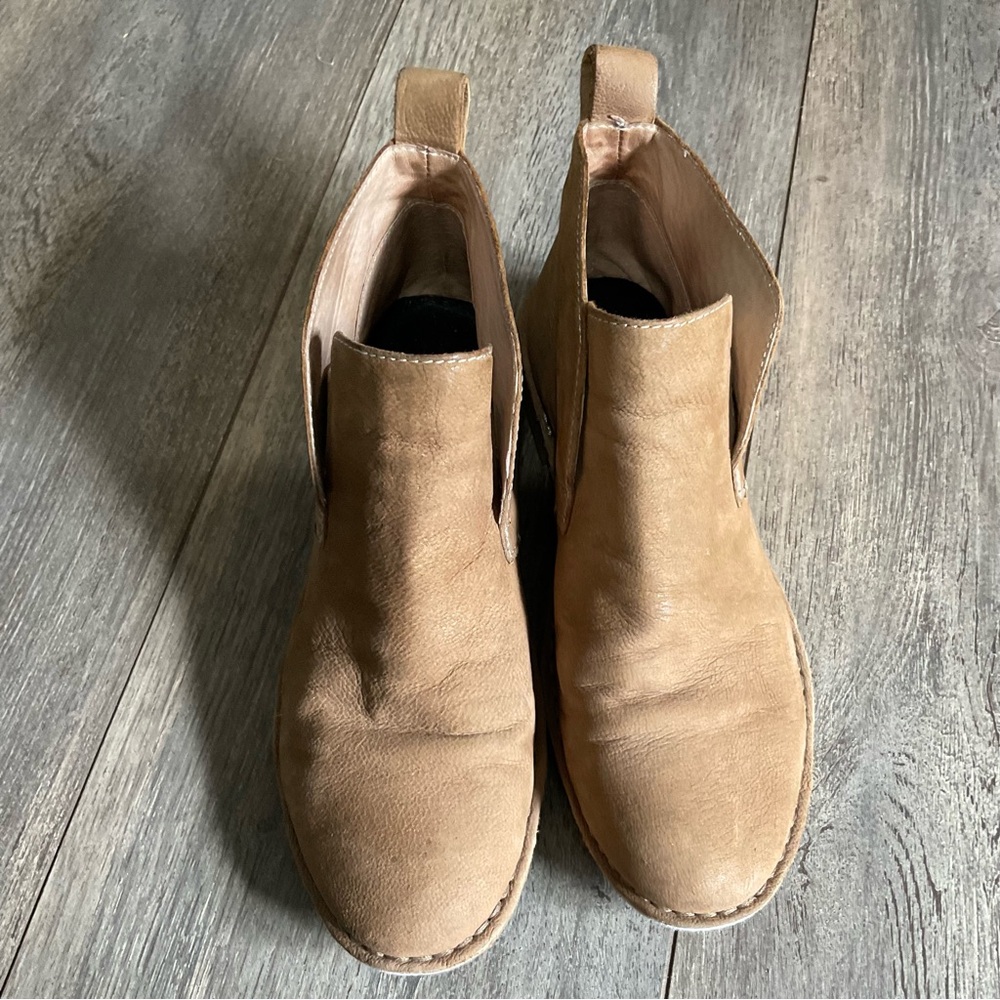 Dolce Vita Camel Ankle Boots, Size 6
